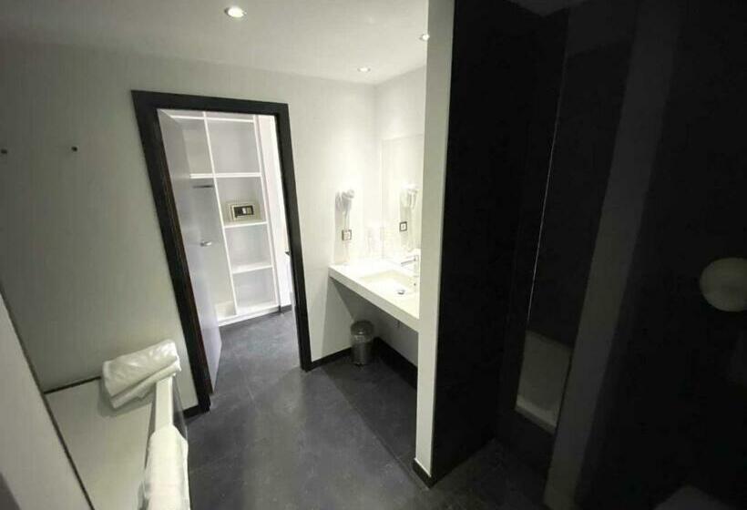 标准工作室, Bô Rivage