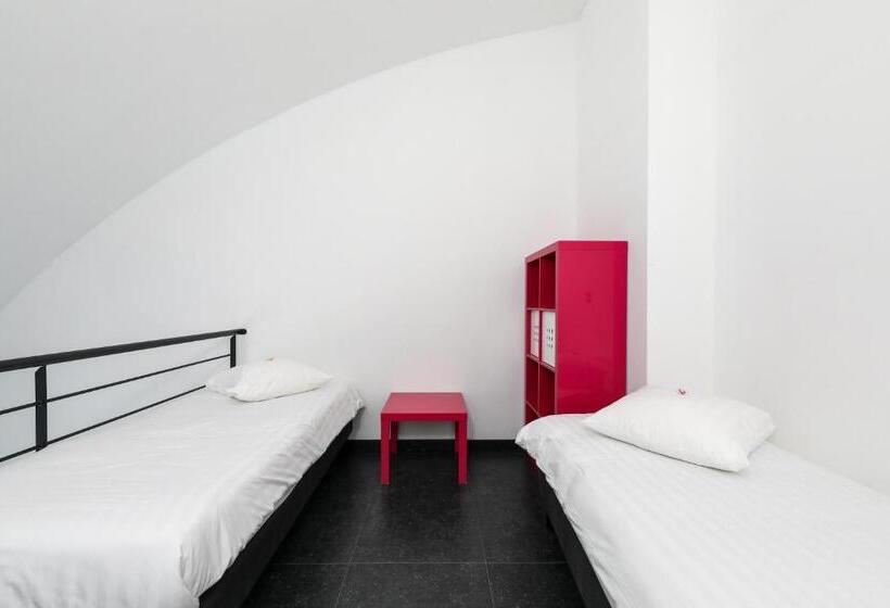 家庭间, Bô Rivage