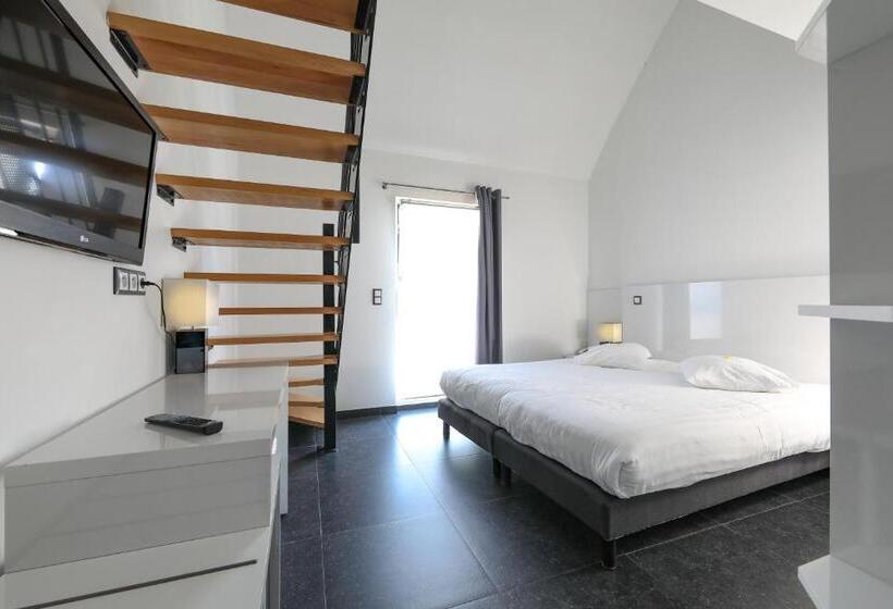 家庭间, Bô Rivage