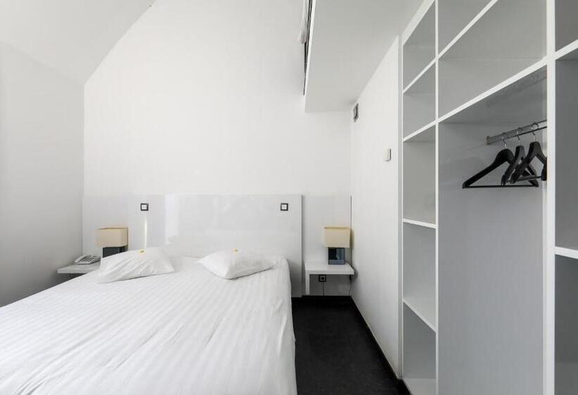 家庭间, Bô Rivage