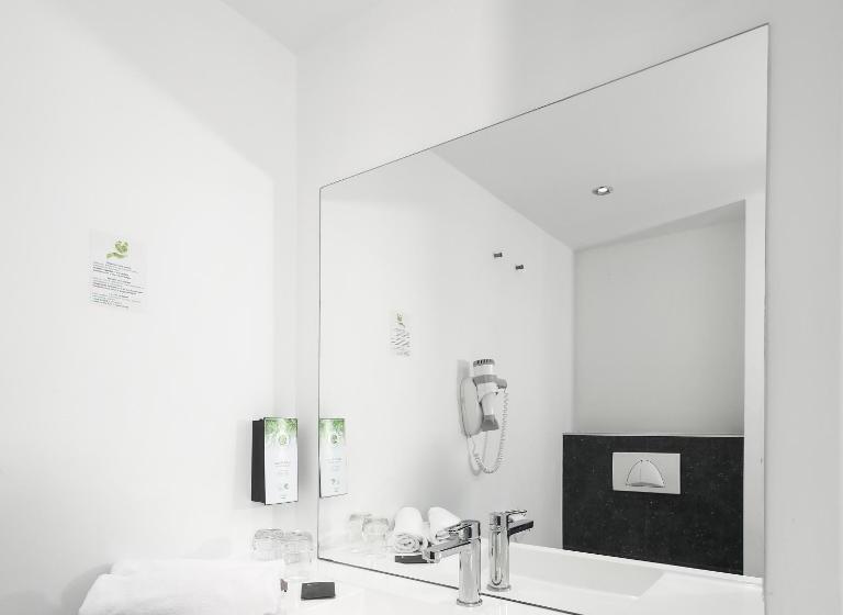 带园景的小型套房, Bô Rivage