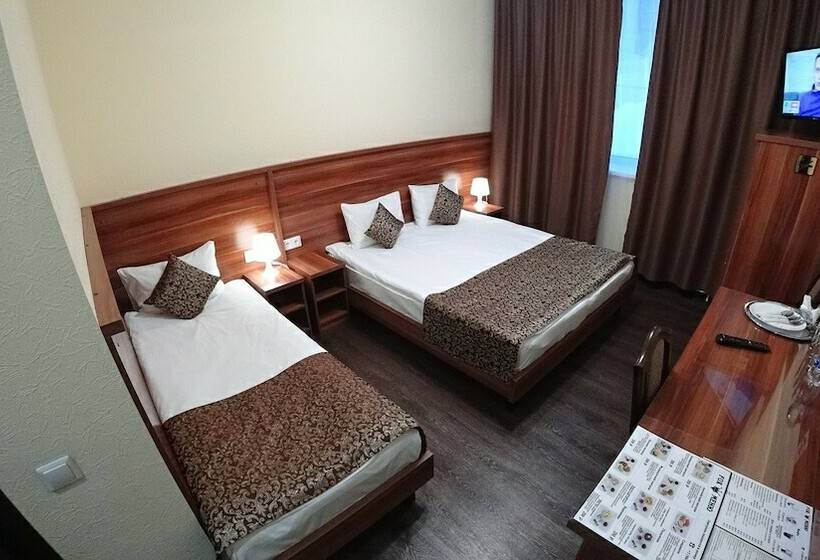 ファミリールーム, Fox