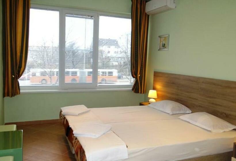 스탠다드 룸, Guest Rooms Kom