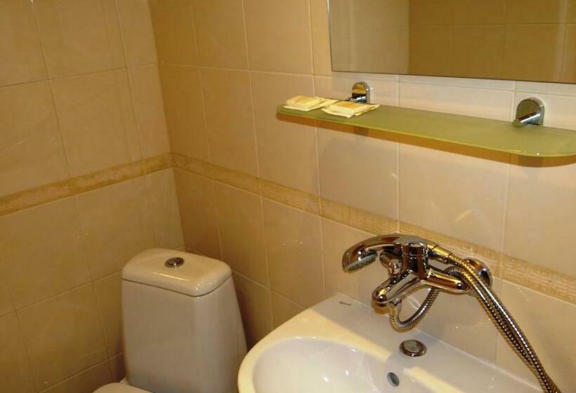 غرفة قياسية, Guest Rooms Kom