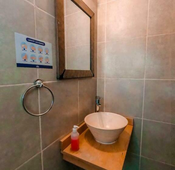 غرفة قياسية, Hostel Like Quijote