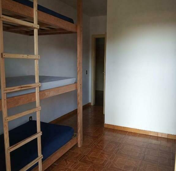 سرير فى غرفة مشتركه, Hostel Wanderlust