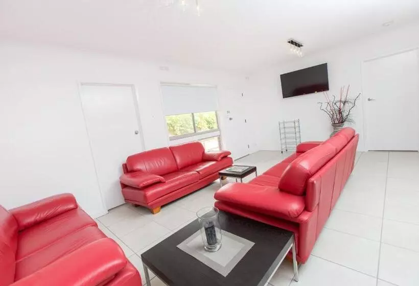 ویلای 3 خوابه, Mildura Holiday Villas