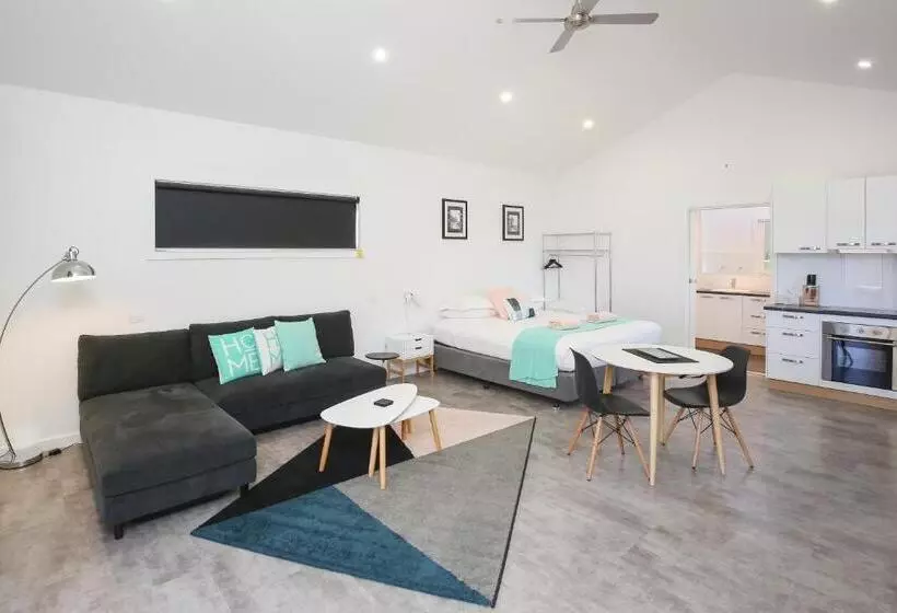 استودیوی لوکس, Mildura Holiday Villas