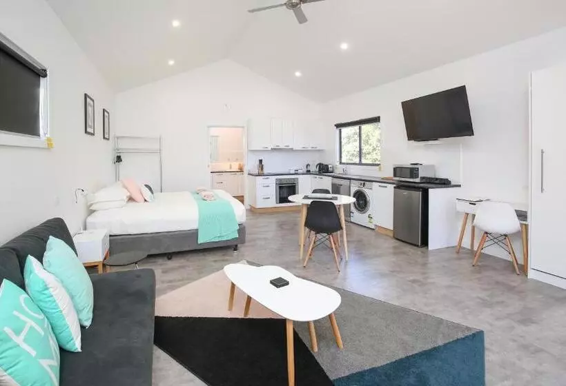 استودیوی لوکس, Mildura Holiday Villas