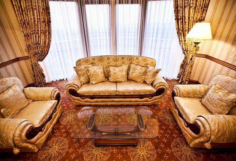 Полулюкс с Балконом, Multi Grand Pharaon