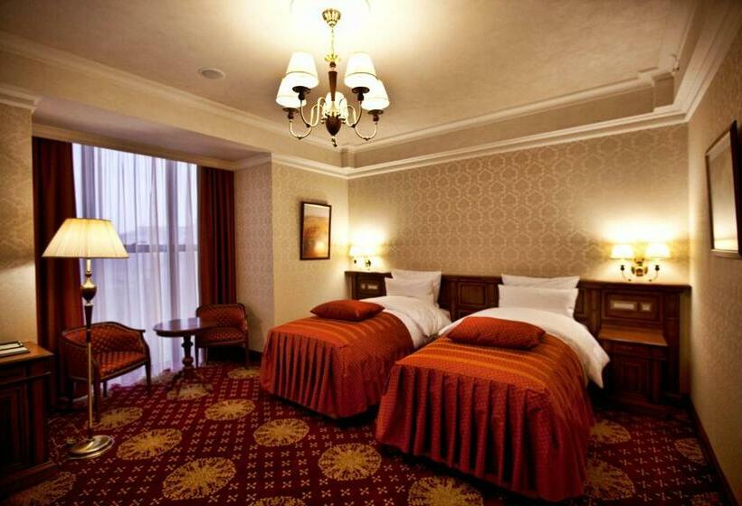 غرفة قياسية, Multi Grand Pharaon