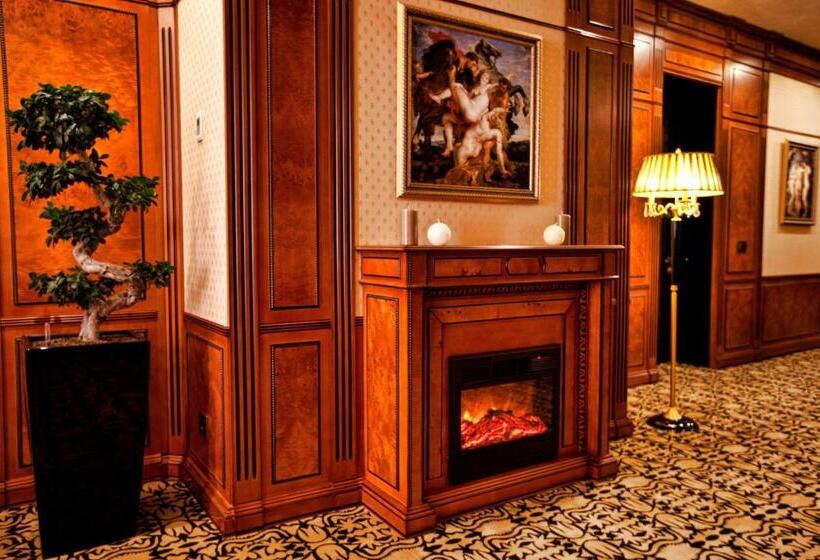 جناح رئاسى, Multi Grand Pharaon