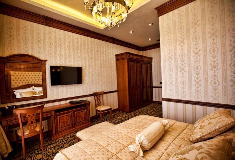 جناح رئاسى, Multi Grand Pharaon