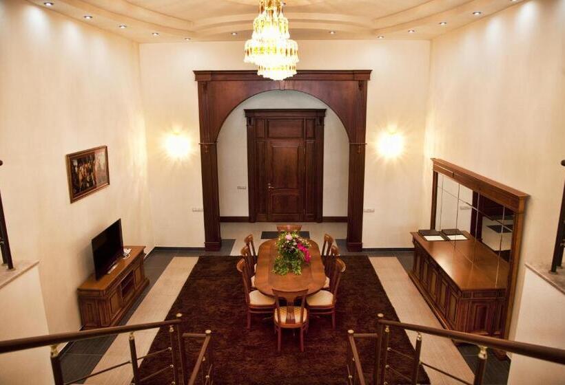 ‫فيلا غرفة نوم واحدة, Multi Grand Pharaon