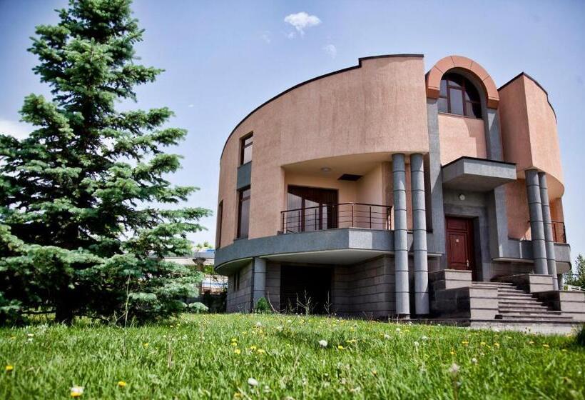 ‫فيلا غرفة نوم واحدة, Multi Grand Pharaon