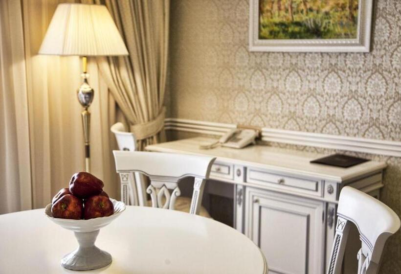 غرفة ديلوكس, Multi Grand Pharaon