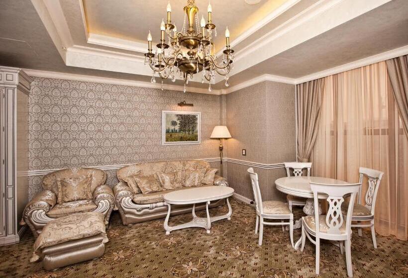 غرفة ديلوكس, Multi Grand Pharaon