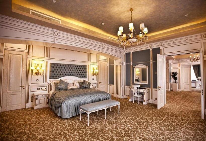 جناح رئاسى, Multi Grand Pharaon