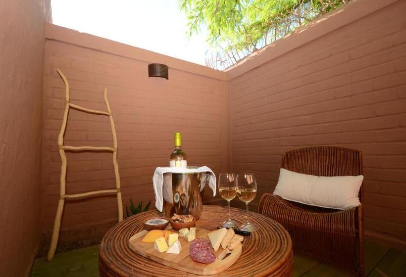 标准间, Pascual Andino