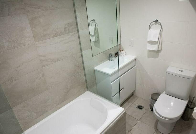 آپارتمان 2 خوابه, The Oasis Apartments And Treetop Houses