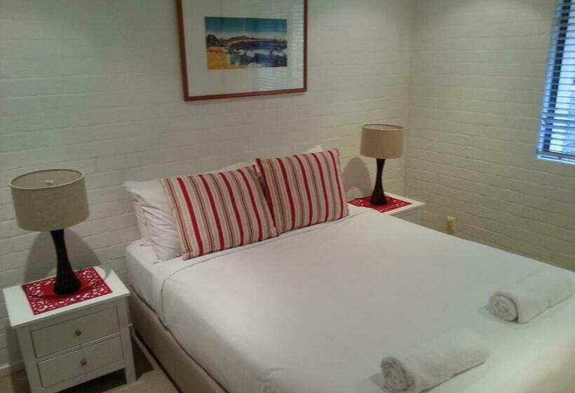 آپارتمان 2 خوابه, The Oasis Apartments And Treetop Houses