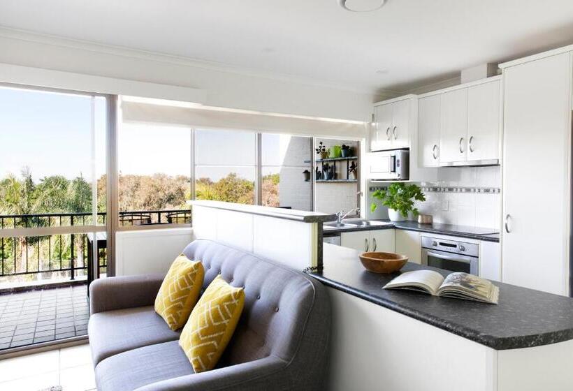 آپارتمان 2 خوابه, The Oasis Apartments And Treetop Houses