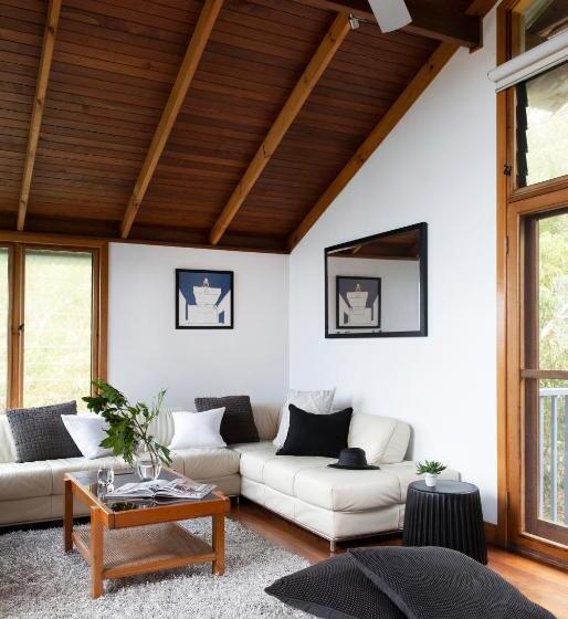 침실 2개 주택, The Oasis Apartments And Treetop Houses