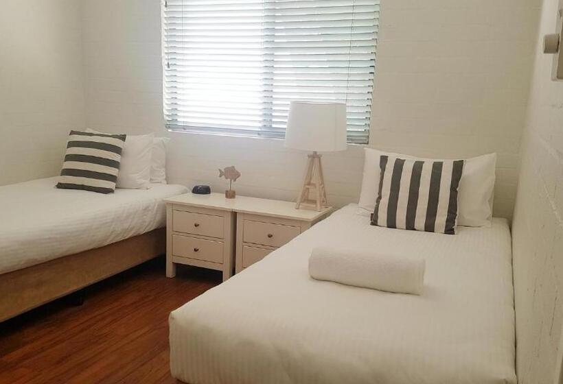 آپارتمان 2 خوابه, The Oasis Apartments And Treetop Houses