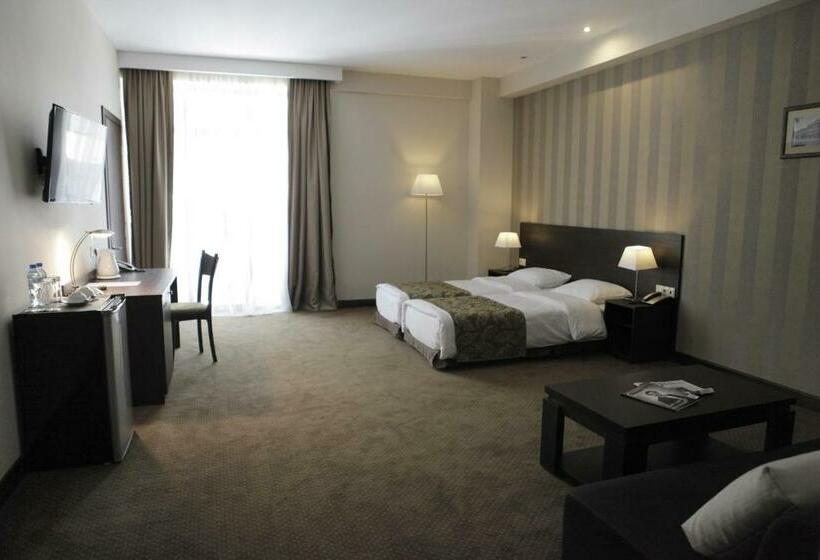 استودیوی استاندارد, Citrus