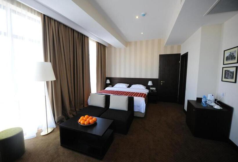 سوییت جونیور, Citrus