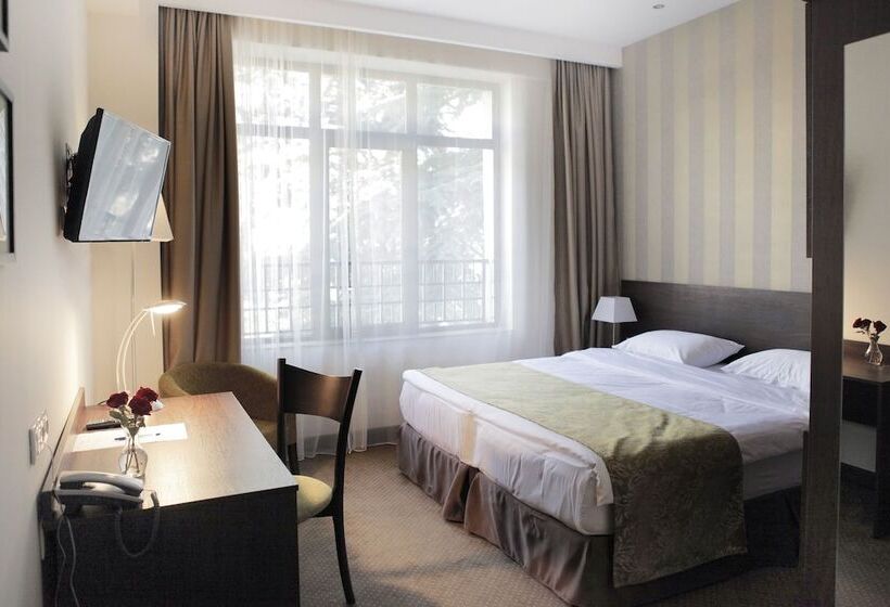Quarto Estandar, Citrus