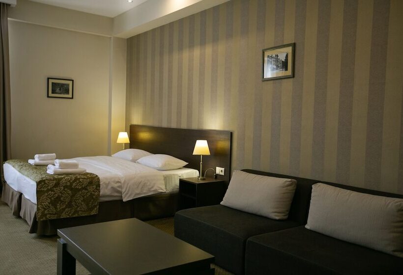 استودیوی استاندارد, Citrus