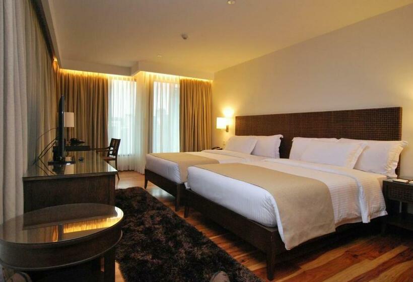 اتاق لوکس, City Garden Grand