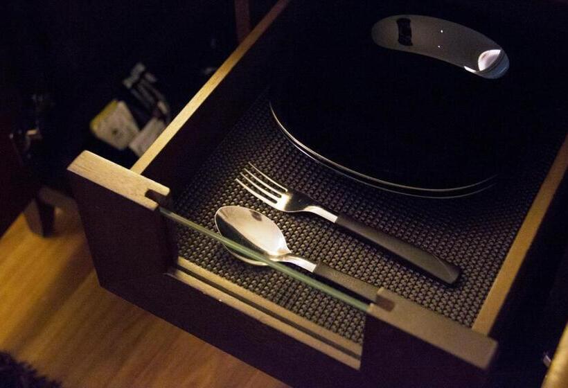 اتاق سوپریور با تخت بزرگ, City Garden Grand