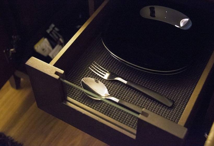 سوییت, City Garden Grand