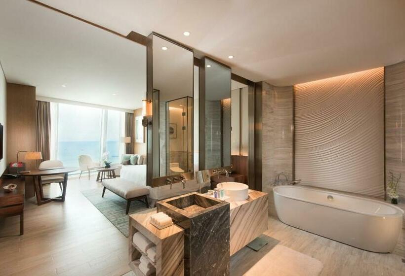 디럭스 룸 바다 전망, Conrad Xiamen