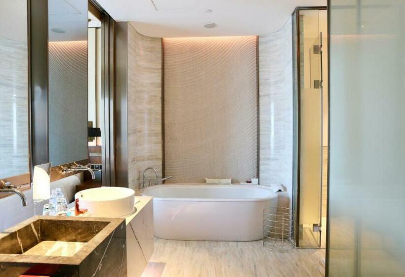 디럭스 룸 바다 전망, Conrad Xiamen