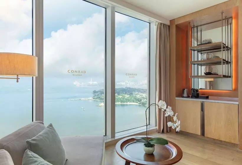 اتاق پرمیوم با چشم‌انداز دریا, Conrad Xiamen