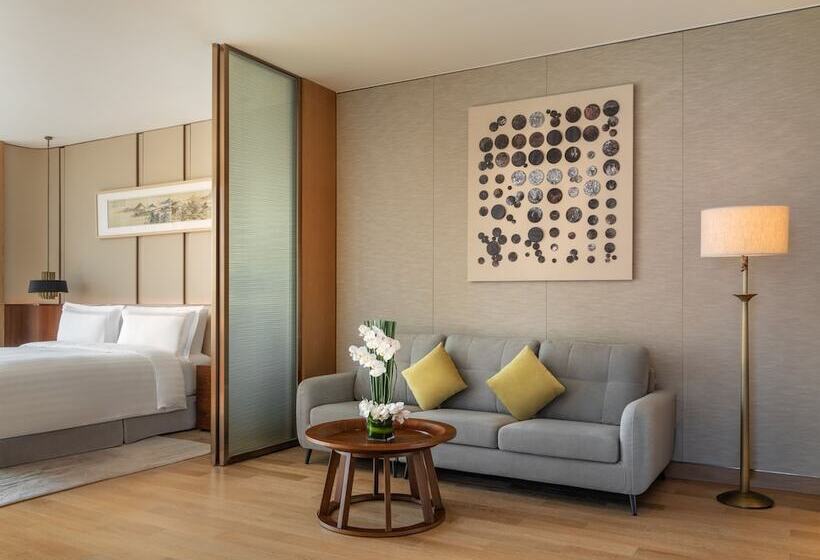 Студио Deluxe Вид на Море, Conrad Xiamen