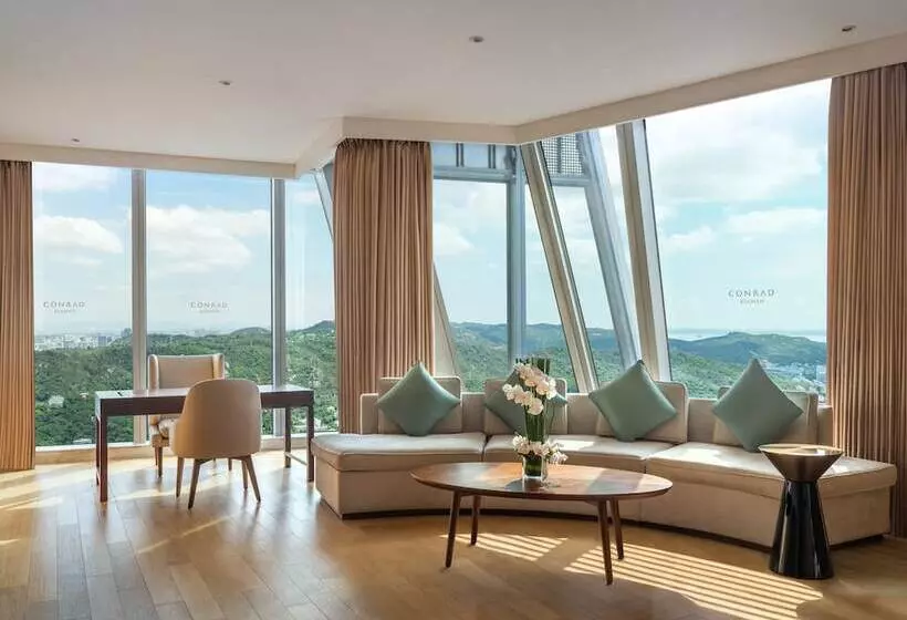 سوییت, Conrad Xiamen