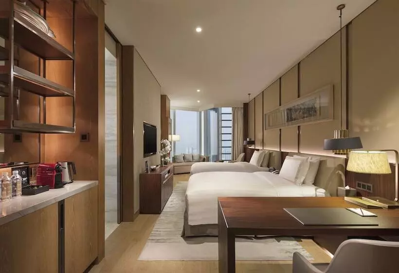 اتاق اجرایی, Conrad Xiamen