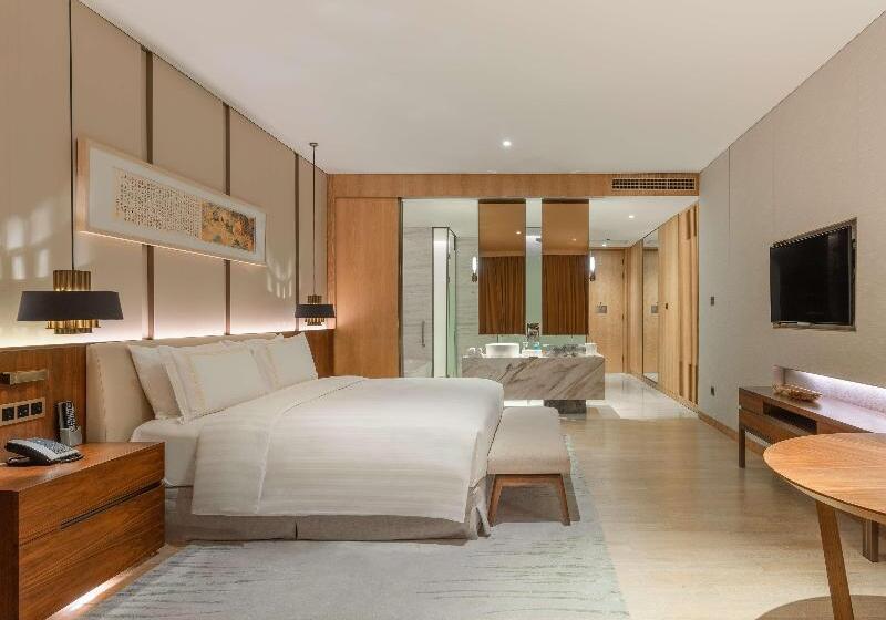 디럭스 룸 바다 전망, Conrad Xiamen