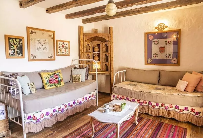 Suite, Fidanka