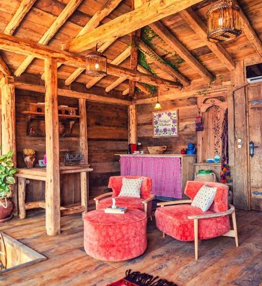 Presidential Suite, Fidanka