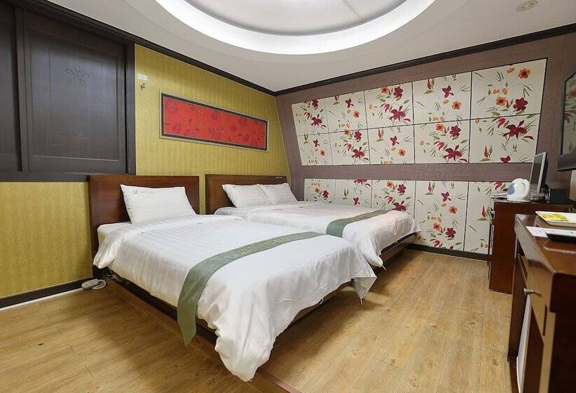 Номер Deluxe, Suncheon Nobless