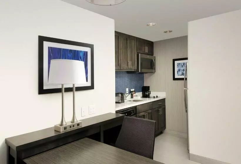 スタンダードスタジオ, Homewood Suites By Hilton Metairie New Orleans
