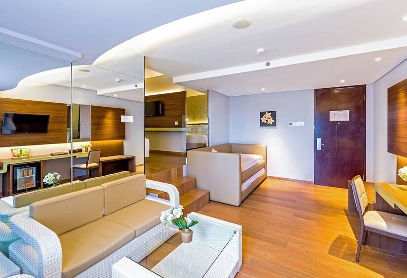 スイート, Infinity8 Bali