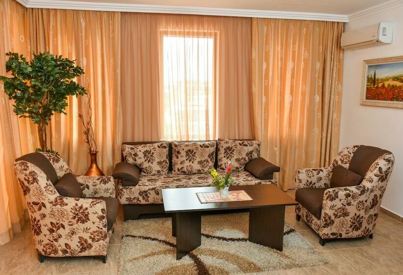 Апартаменты Deluxe 2 Спальни Вид на Море, Olymp Apartcomplex