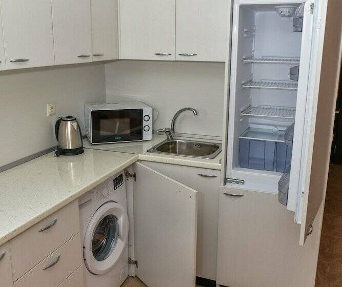 オーシャンビューの2ベッドルームデラックスアパート, Olymp Apartcomplex