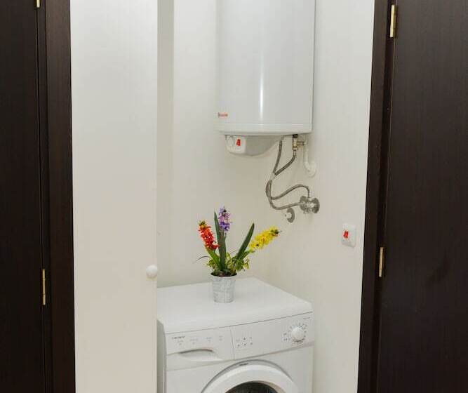 デラックス1ベッドルームアパートメント、プールビュー, Olymp Apartcomplex